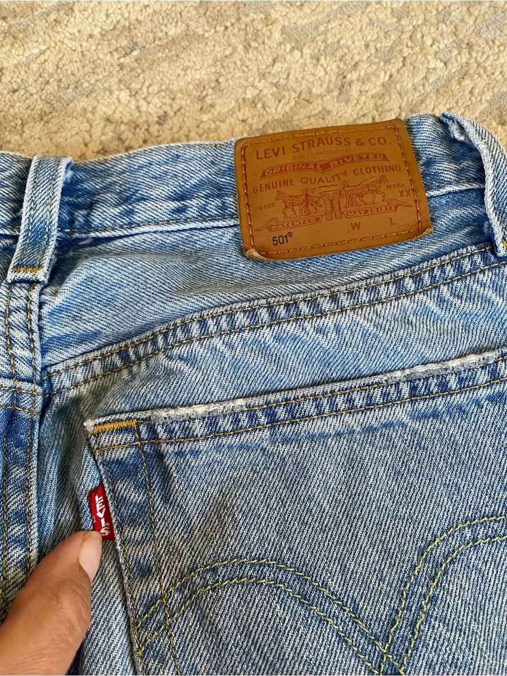 Levi’s 501 Distressed Blue Jeans Straight Leg Light Wash Button Fly High Rise 25